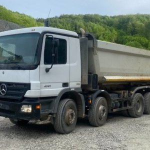 foto 41t dumper 8x4 MB Actros 4141 kipper Mercedes