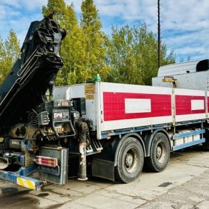 foto Eur5 Mercedes 6x4 +HIAB 288 pritsche 6m mit kran Actros 2646